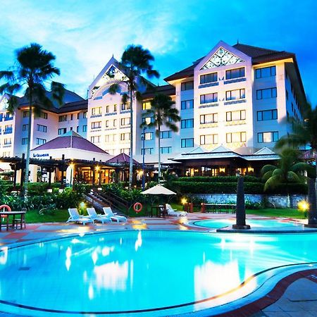 Le Grandeur Hotel Balikpapan 외부 사진