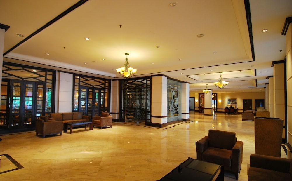 Le Grandeur Hotel Balikpapan 외부 사진