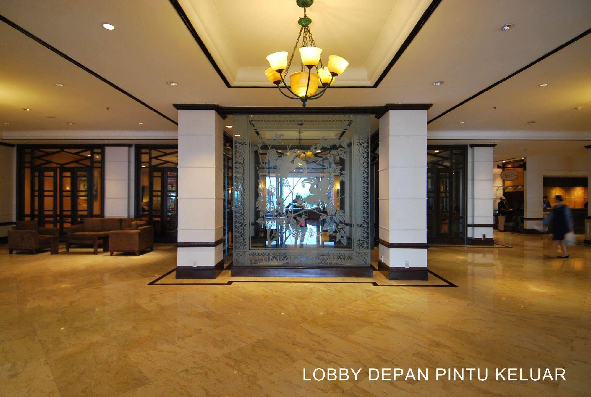 Le Grandeur Hotel Balikpapan 외부 사진